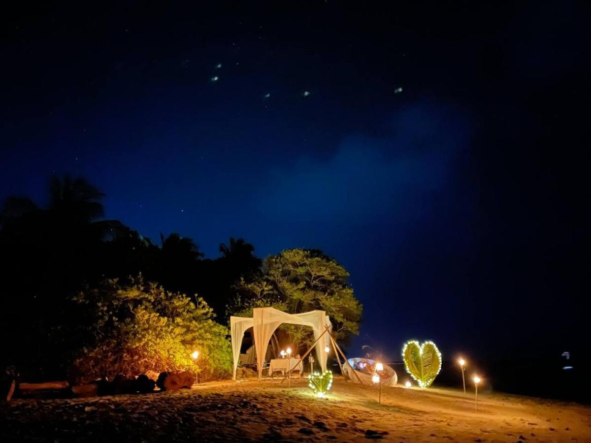 Green Leaf Guest House - Omadhoo Bagian luar foto