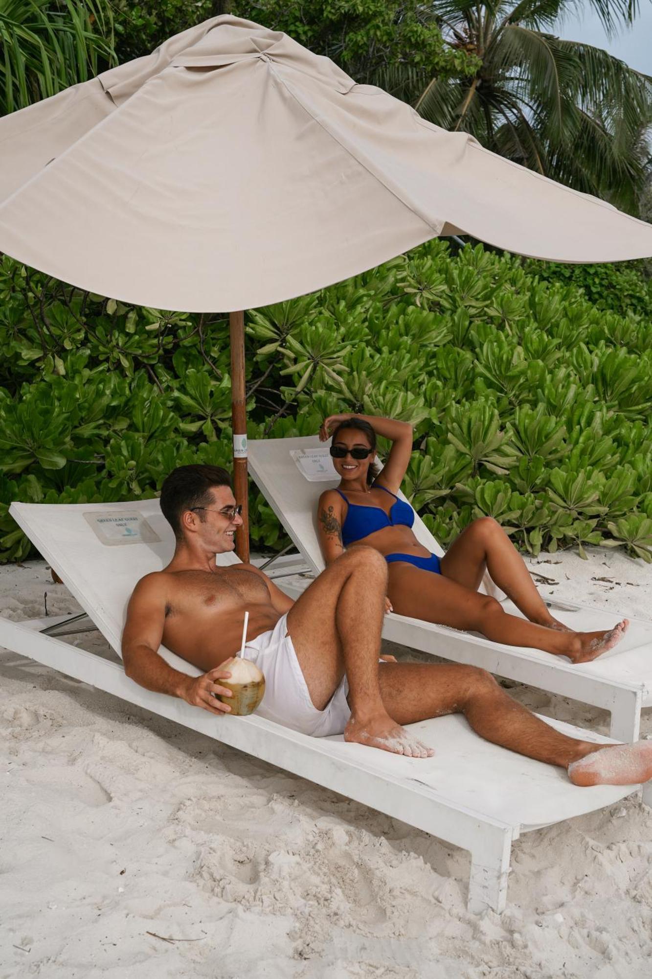 Green Leaf Guest House - Omadhoo Bagian luar foto